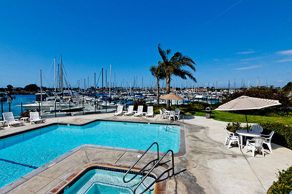 marina club pool